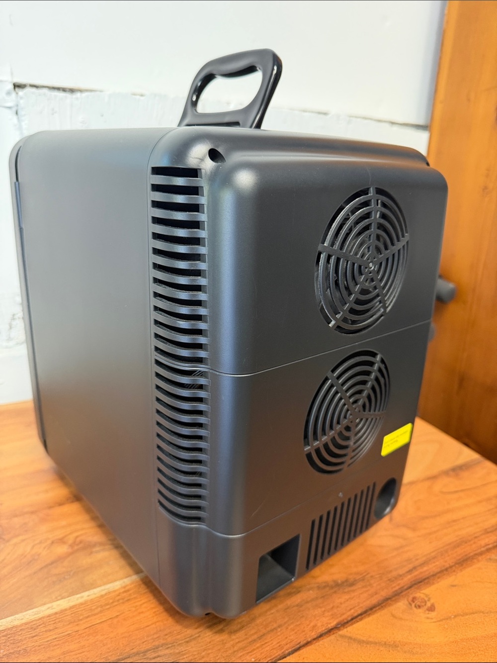 Frigidaire Compact Silver Metal Mini Fridge - Picture 6 of 7